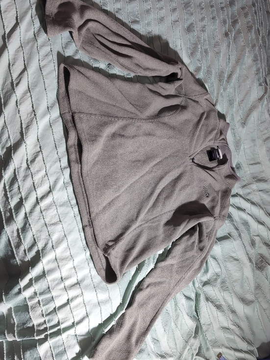 The North Face Sweaters - NWOT Size S The North Face 1/4 Zip Sweater